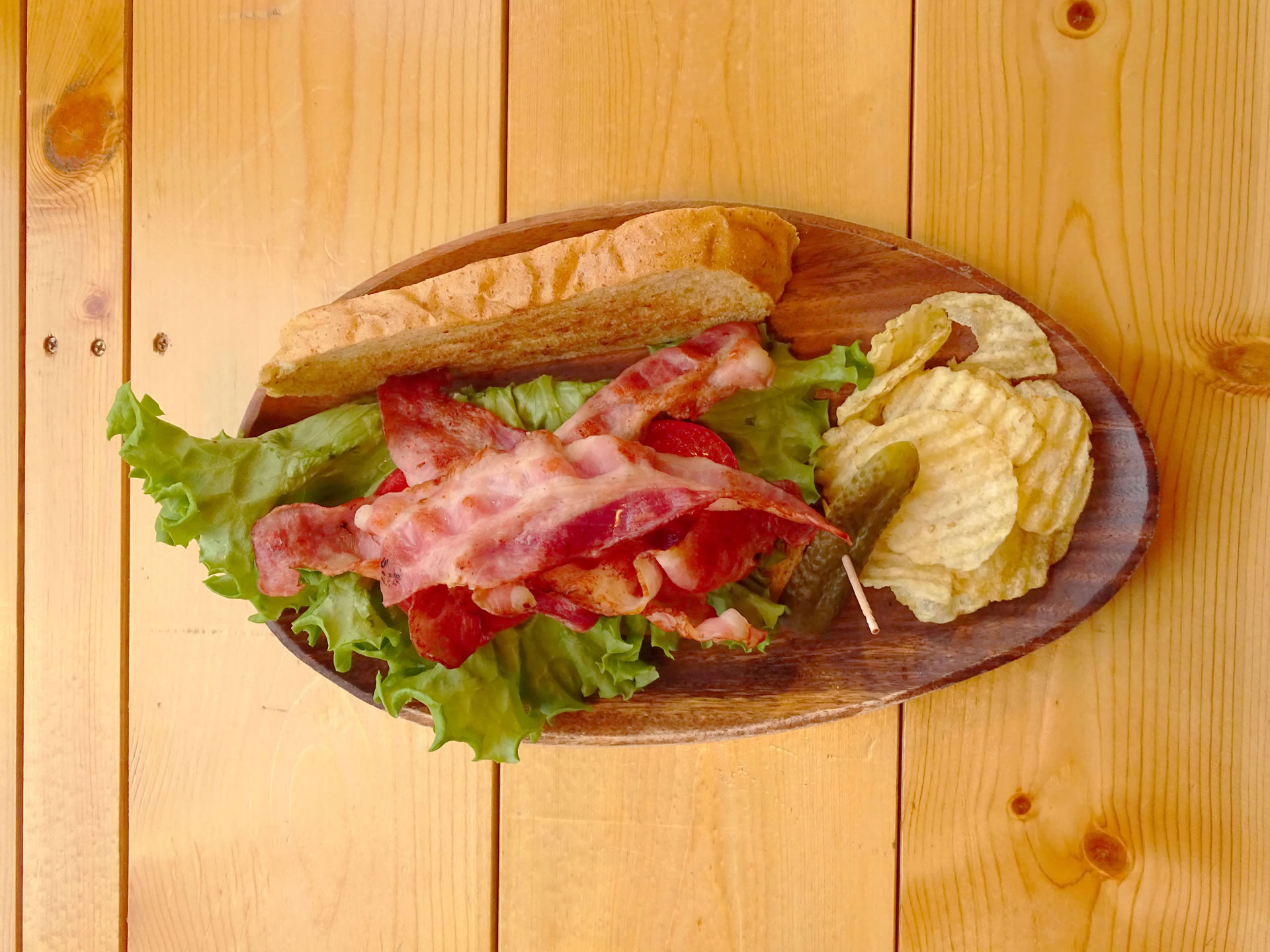 BLT